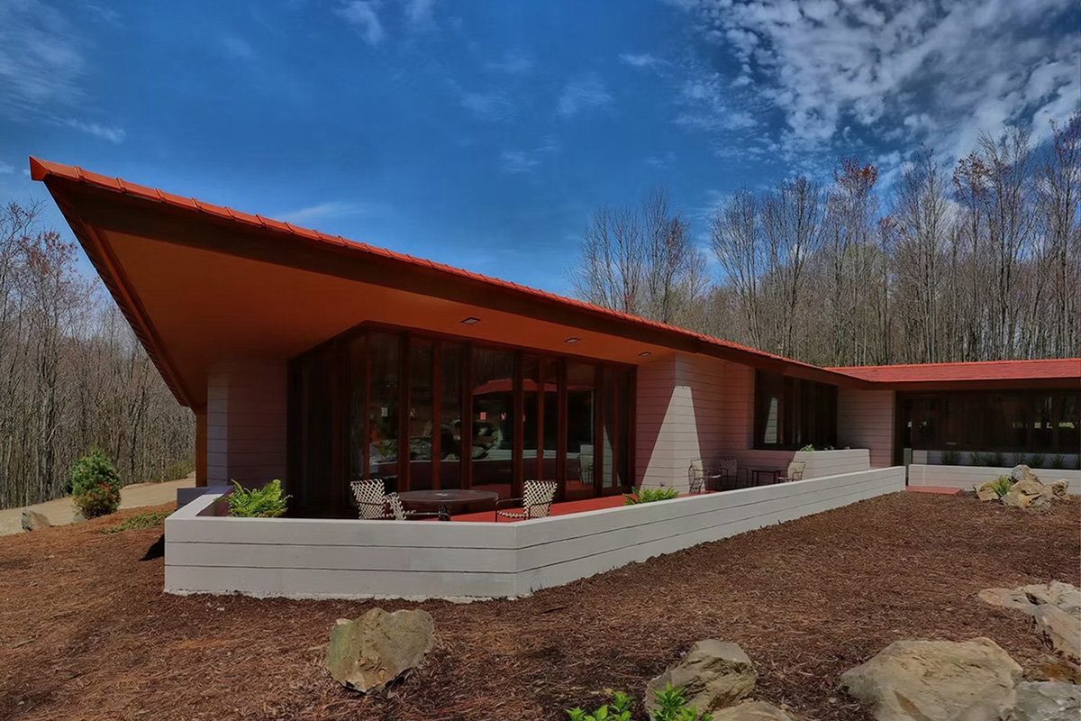 win a stay in a frank lloyd wright house