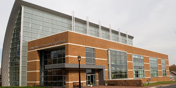 The Peddie School: Walter and Leonore Annenberg Science Center