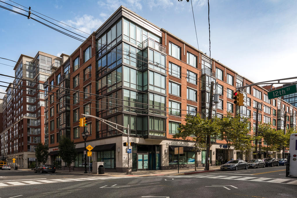 Maxwell Place