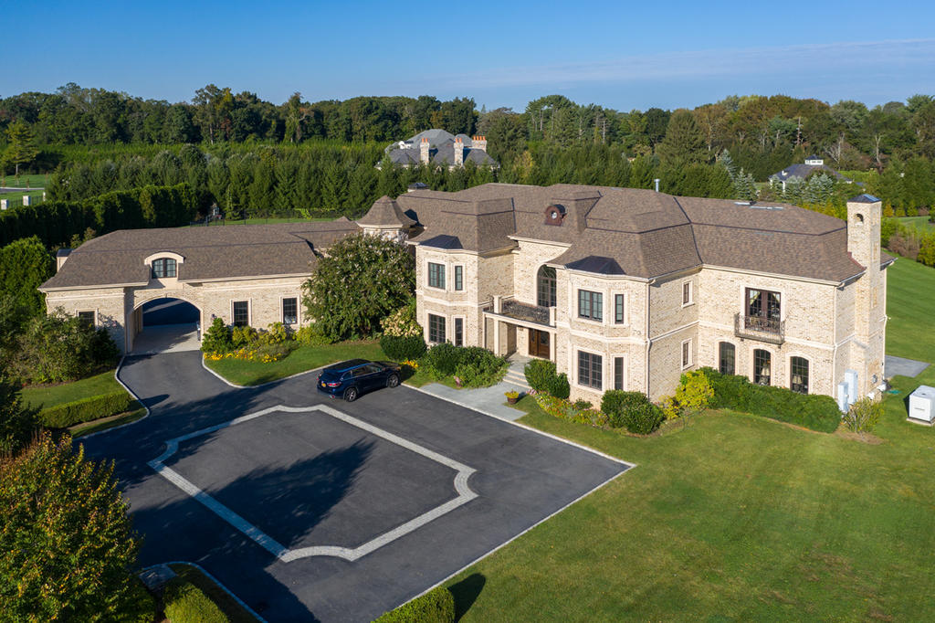 Brick Home with Avignon Handmade