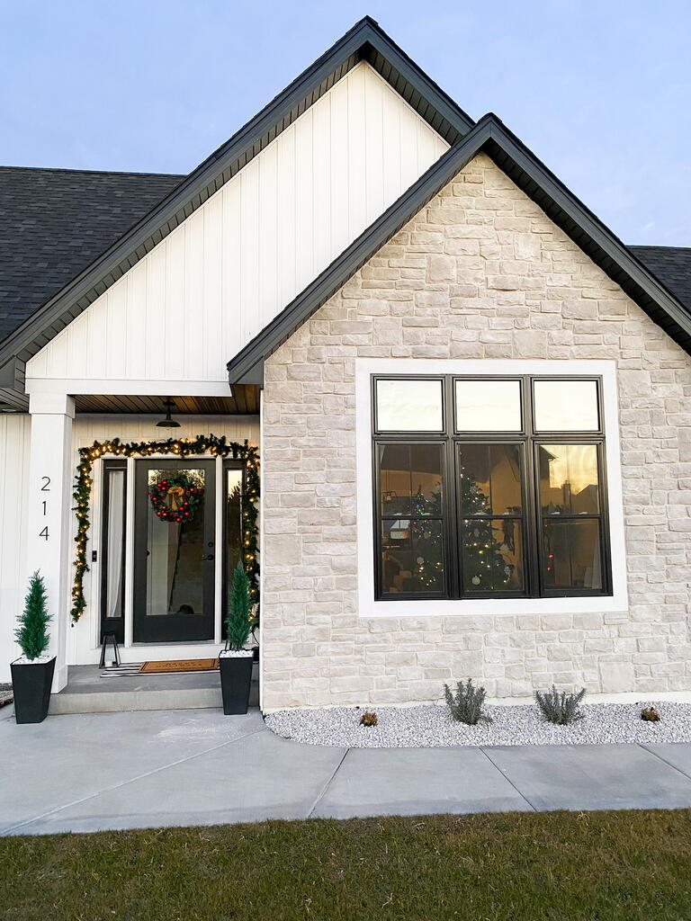 Stone Home with Cashmere Limestone