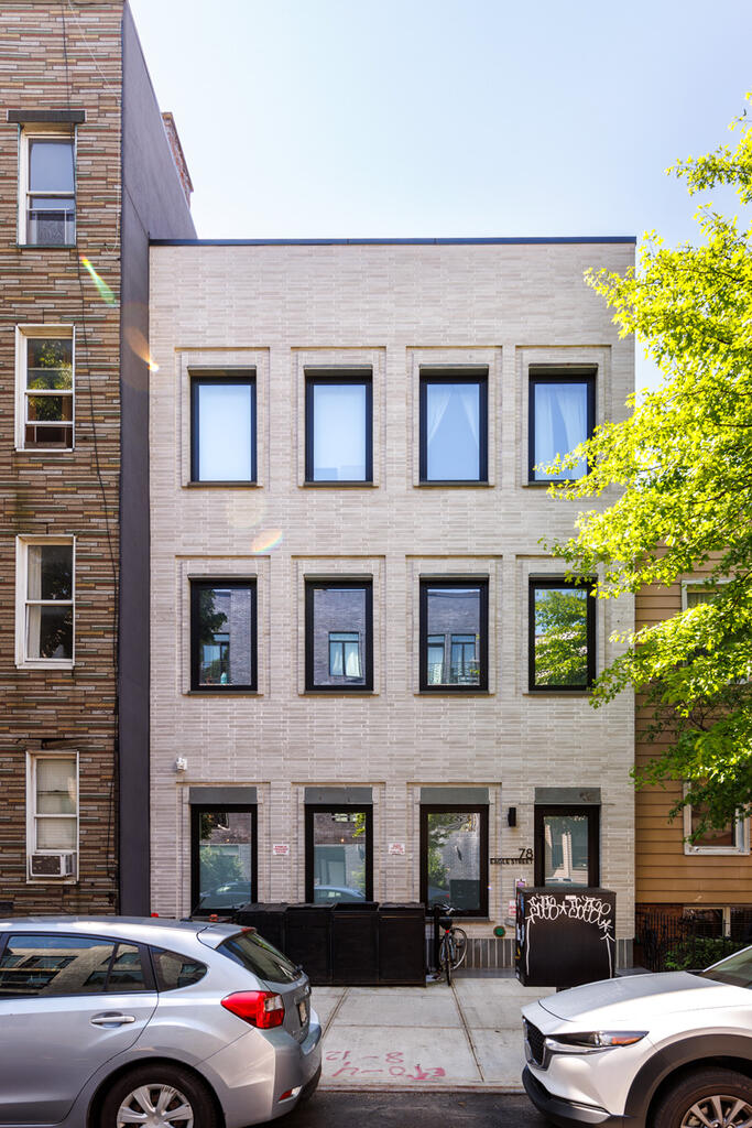 78 Eagle Street