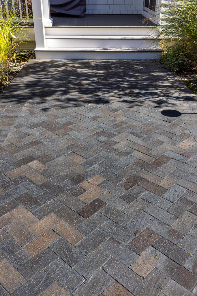 Home with Empire Blue Pavers