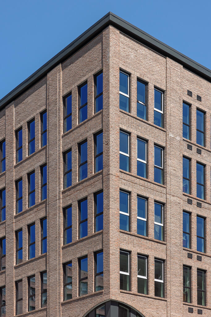 619 North Broad