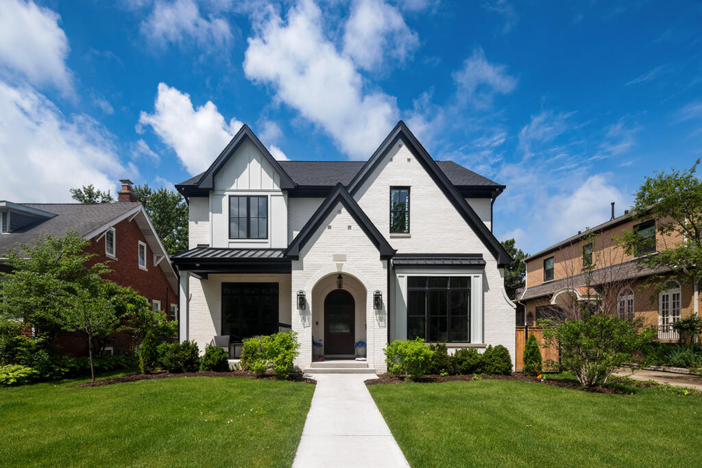 Brick Home with Aspen White Wirecut