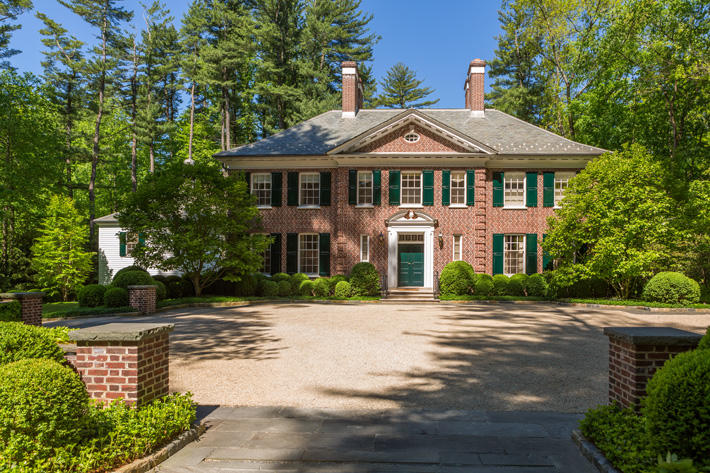 Brick Home with Scotch Tradition Handmade & Brandywine Handmade