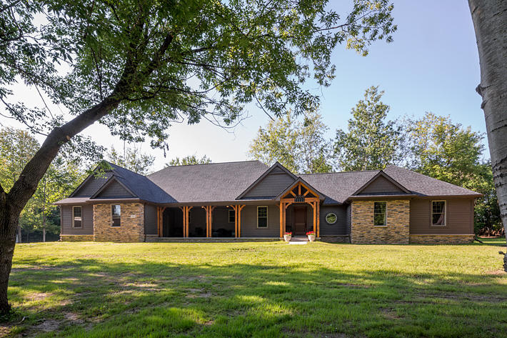 Stone Home with Ashford Ledgestone