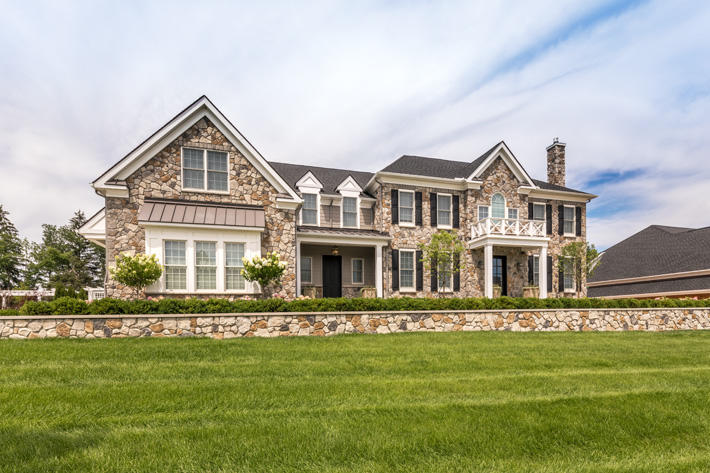 Stone Home with San Moritz Fieldstone